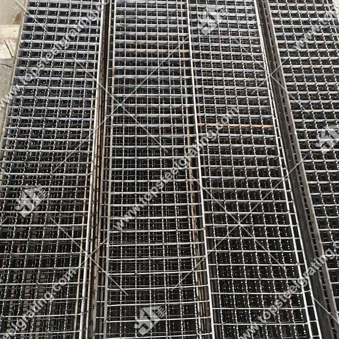 Anti Slip Serrated Steel Bar Grating