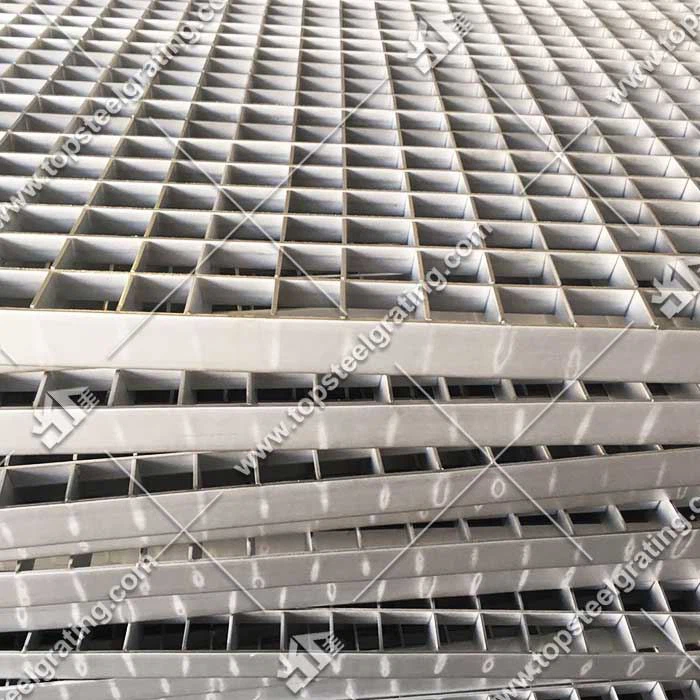 Plain Style Grating